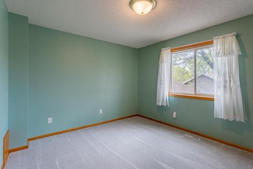 13742 Underclift Street NW, Andover, MN 55304