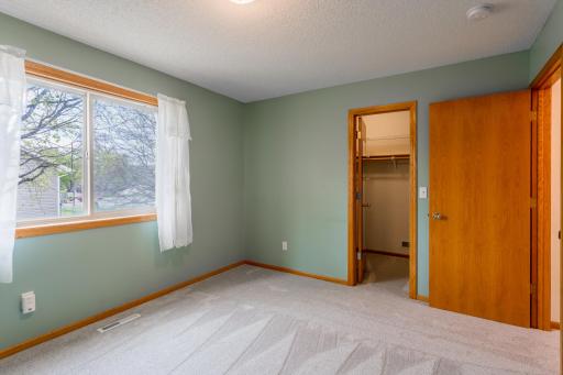 13742 Underclift Street NW, Andover, MN 55304