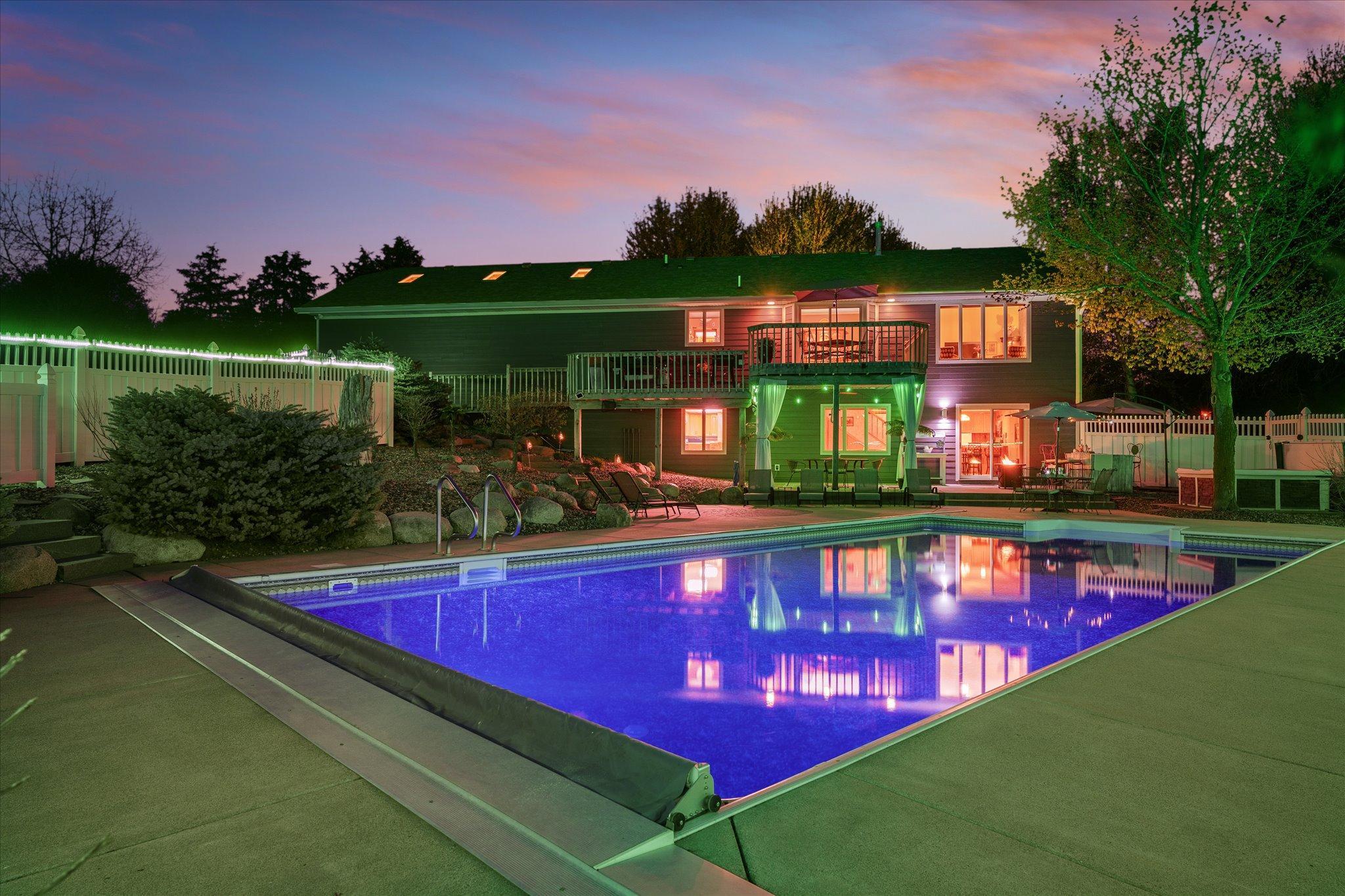 At night, it glows such a beautiful blue. With a home like this, your home will be the magnet for the kids, the grandkids, the kids' friends and maybe even cousin Eddie.