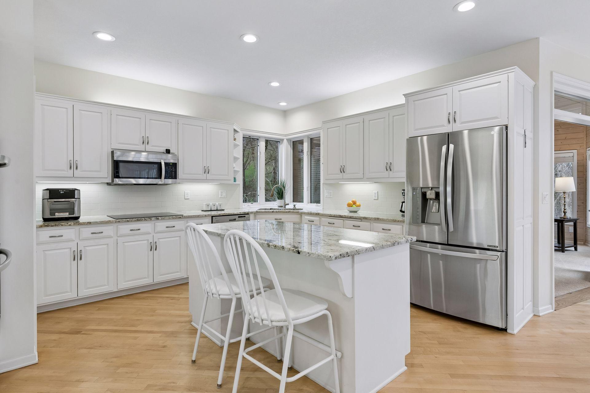 Seating for 2 island