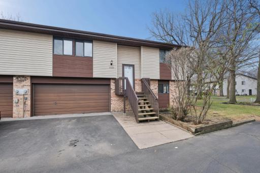 10529 Grouse Circle NW, Minneapolis, MN 55433