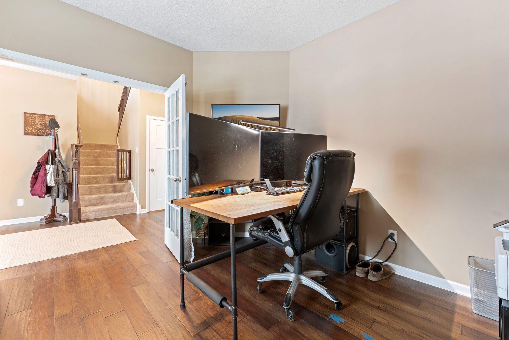 Main floor flex room