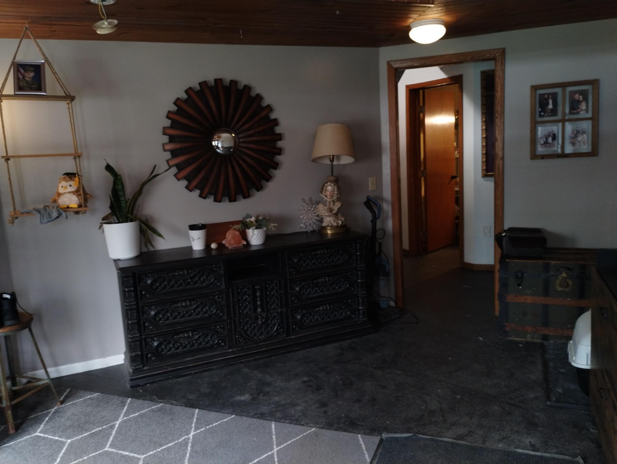 Entry/Foyer
