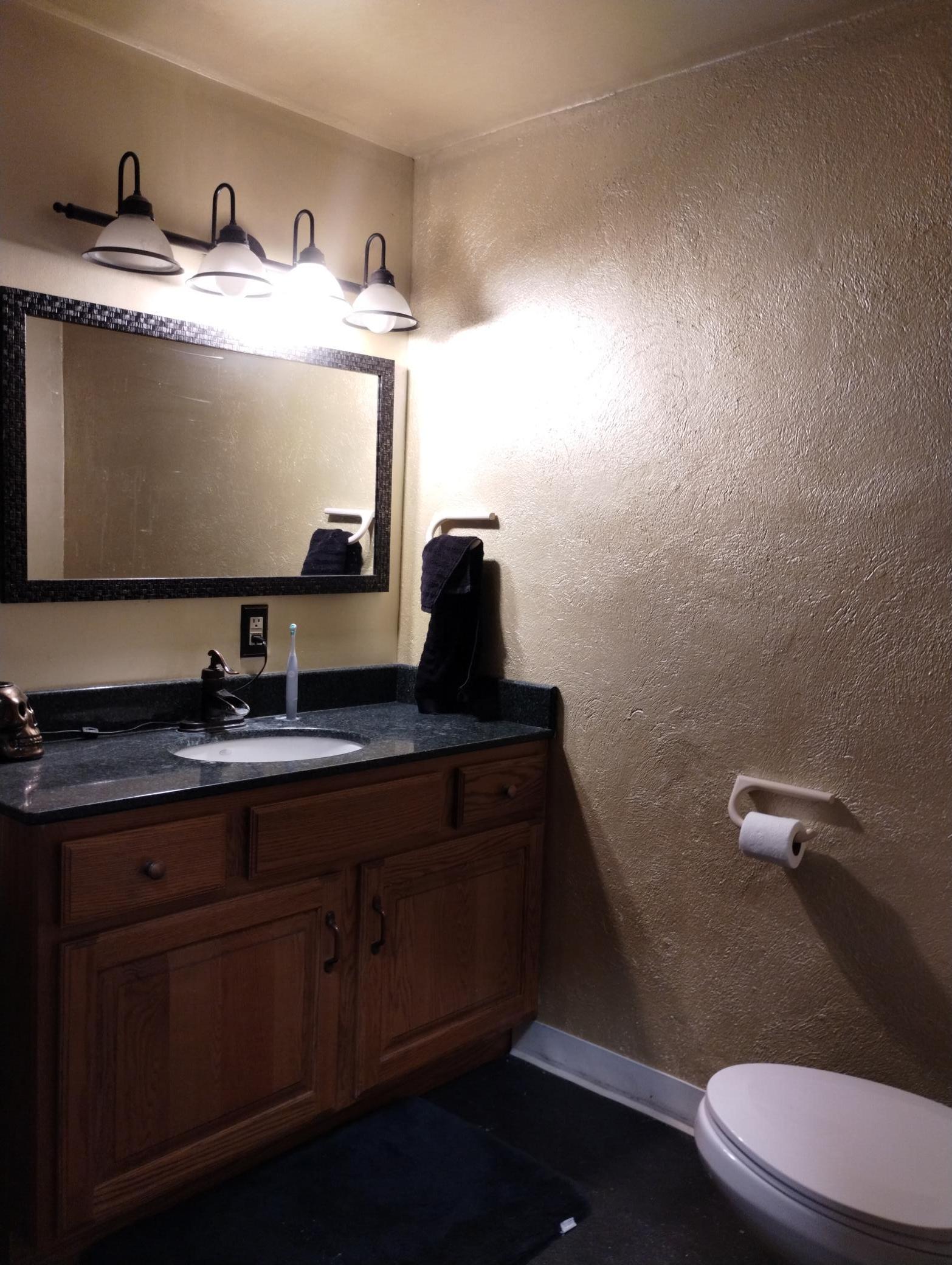 1/2 bath