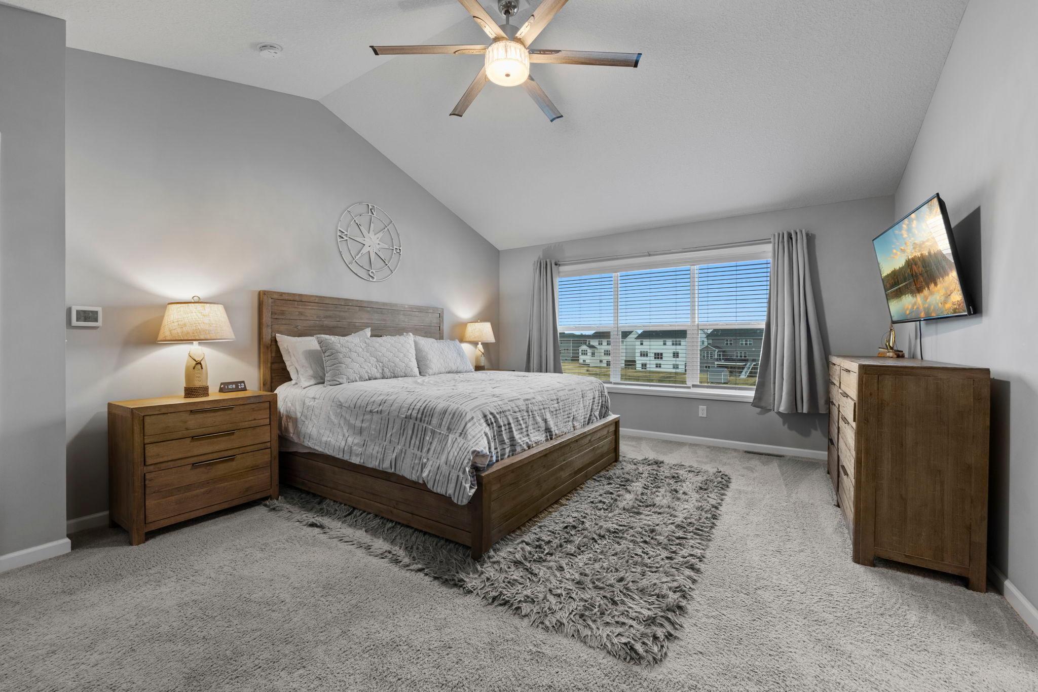 Owner's Suite with Vaulted Ceiling, Knockdown Ceiling throughout, Ceiling Fan, Tinted Windows, 2nd Zone for Furnace Located Here!