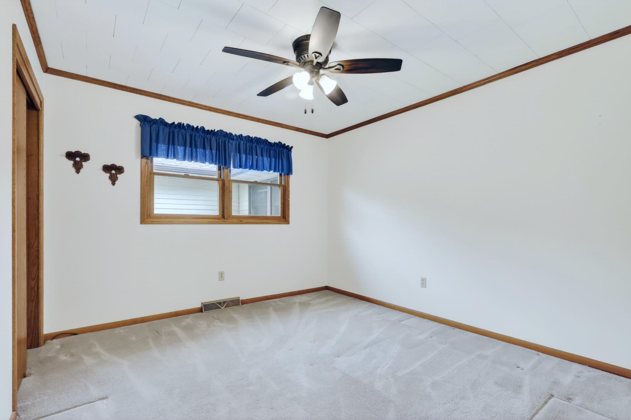 021_901 9th st (107).jpg