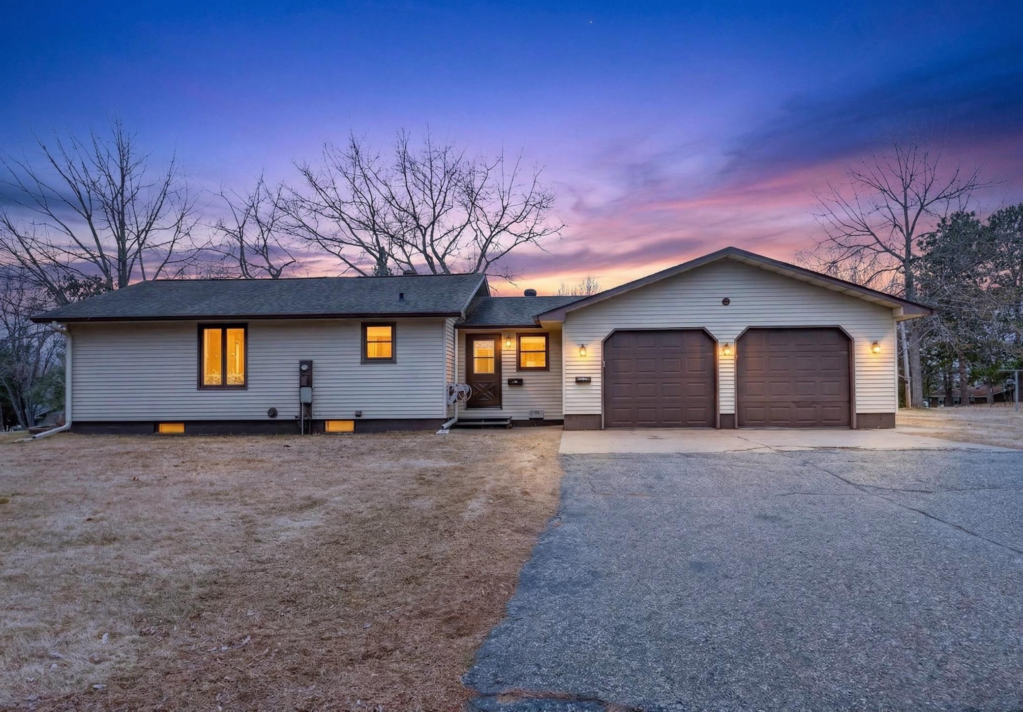 009_901 9th st (17)#twilight.jpg