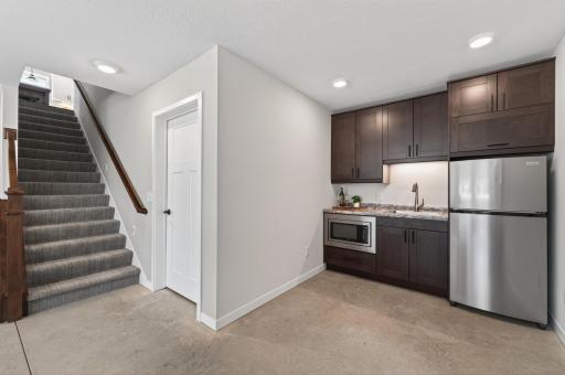 25415 Farmstead Lane, Wyoming, MN 55092