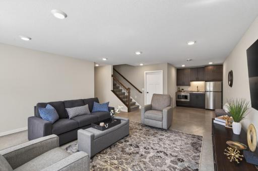 25415 Farmstead Lane, Wyoming, MN 55092
