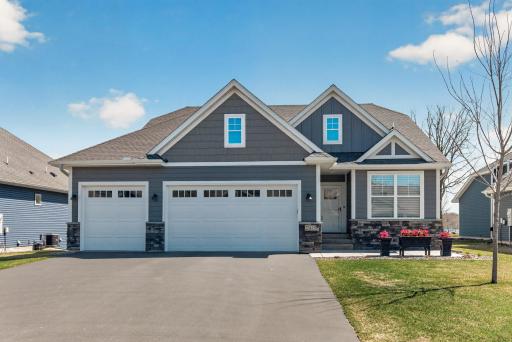 25415 Farmstead Lane, Wyoming, MN 55092