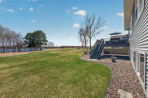 25415 Farmstead Lane, Wyoming, MN 55092