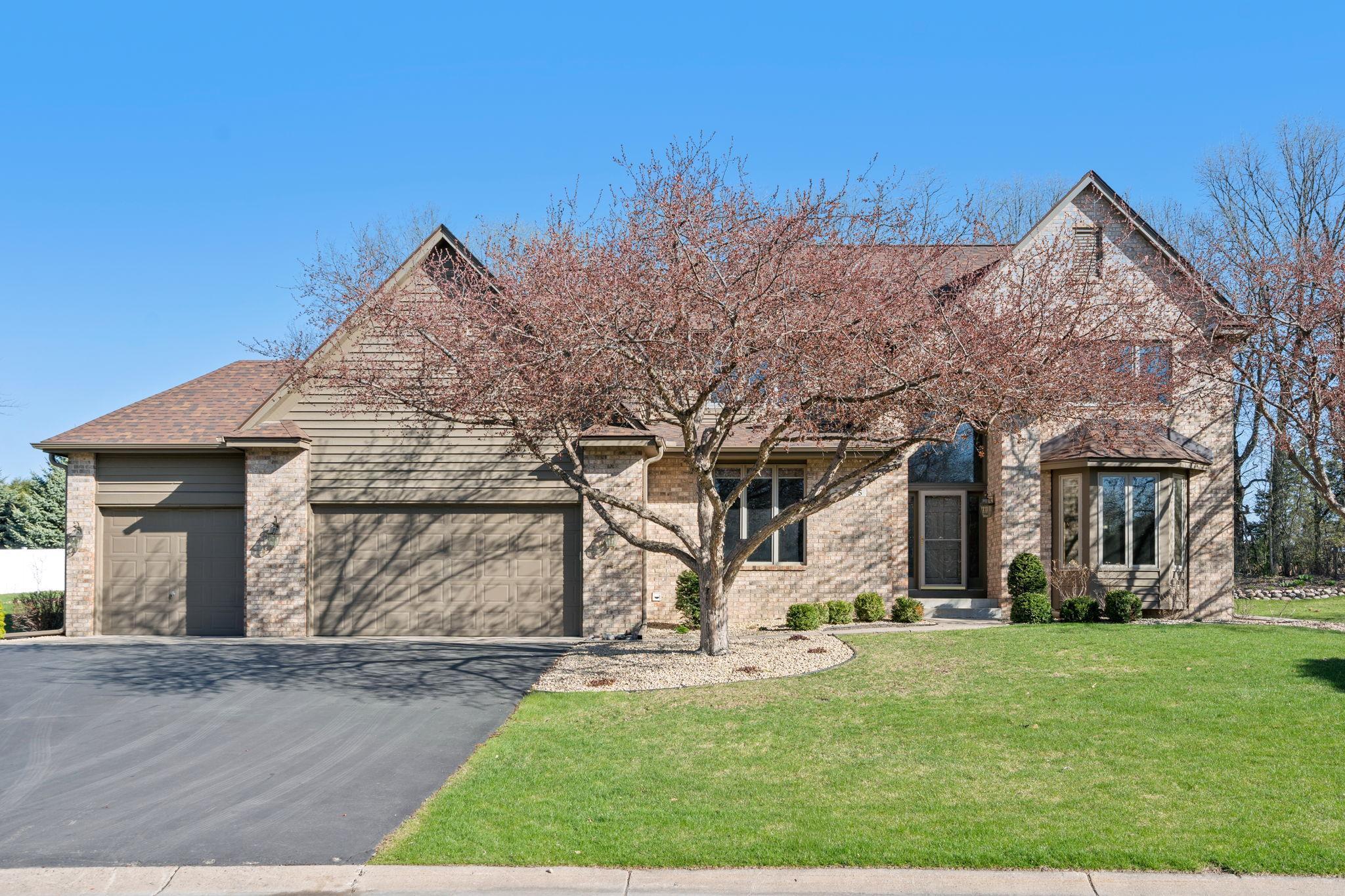 1-web-or-mls-3515 Ranier Ln-1.jpg