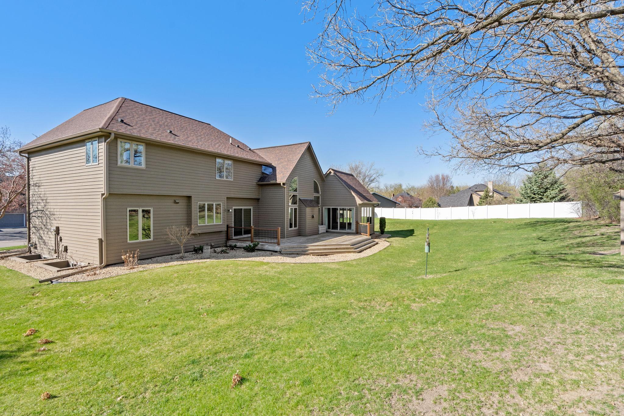 7-web-or-mls-3515 Ranier Ln-7.jpg