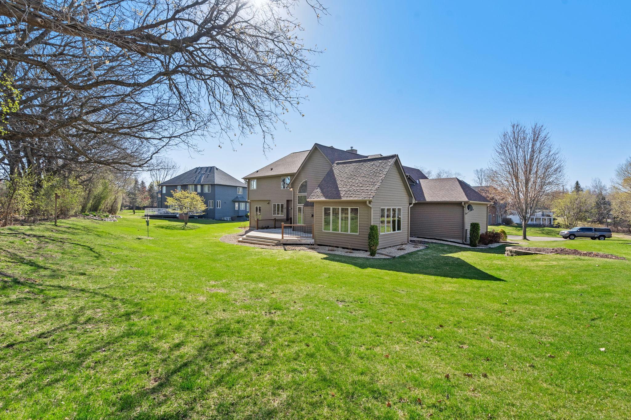 11-web-or-mls-3515 Ranier Ln-11.jpg