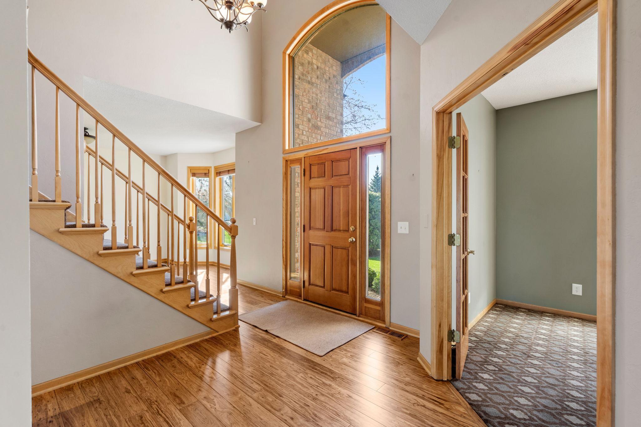 12-web-or-mls-3515 Ranier Ln-12.jpg