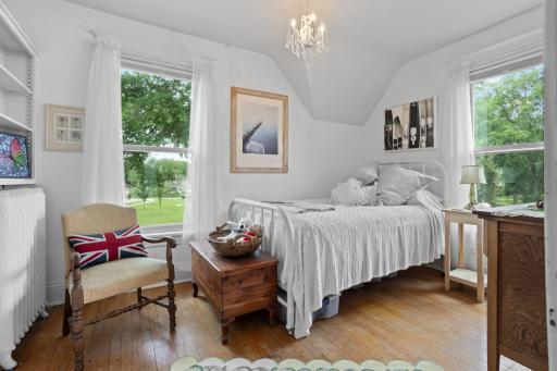 3rd Upper Bedroom