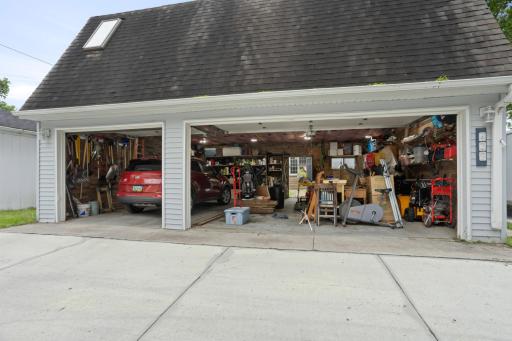 3 Stall Garage