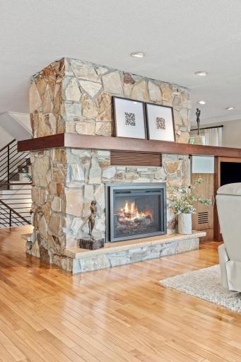178 Peninsula Road, Medicine Lake, MN 55441