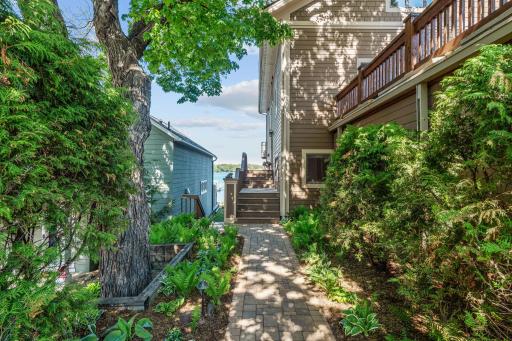 178 Peninsula Road, Medicine Lake, MN 55441