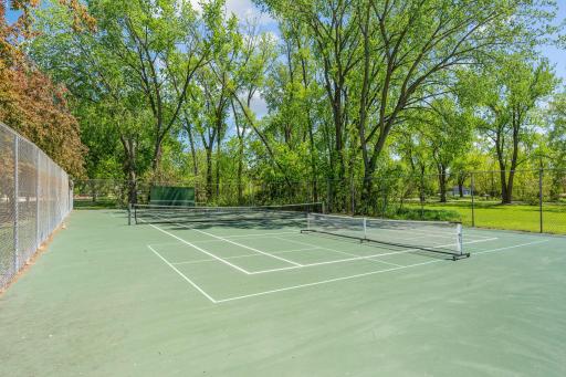 178 Peninsula Road, Medicine Lake, MN 55441