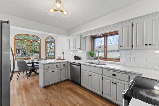 5619 Dunlap Avenue N, Shoreview, MN 55126