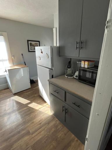 402 2nd Street SW, Renville, MN 56284