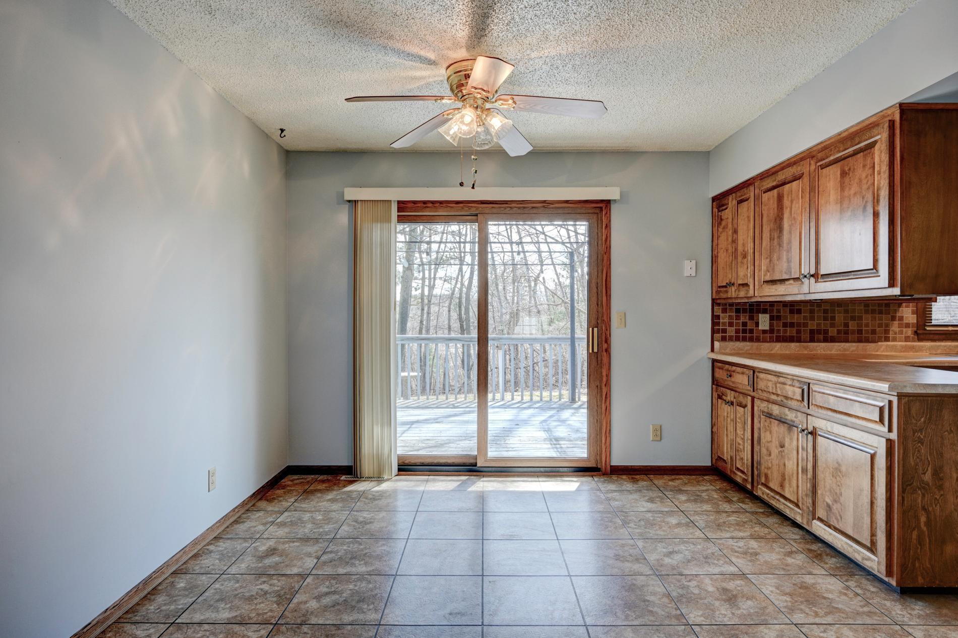 Large deck right off the dining room