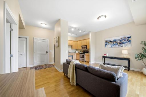370 Marshall Avenue, 408, Saint Paul, MN 55102