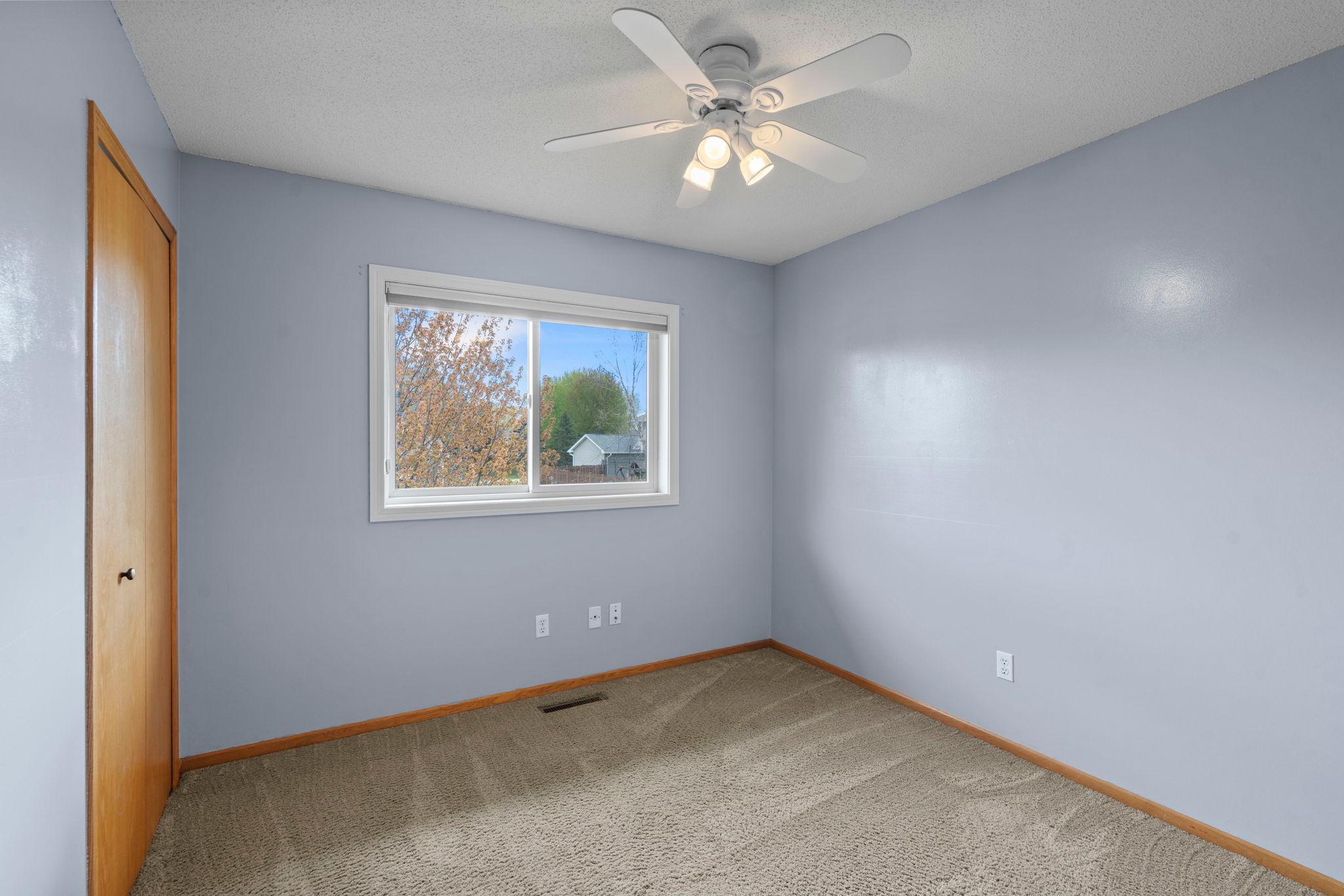 36-web-or-mls-7018 Eagle Trail-273.jpg