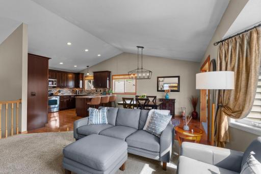 7018 Eagle Trail, Centerville, MN 55038