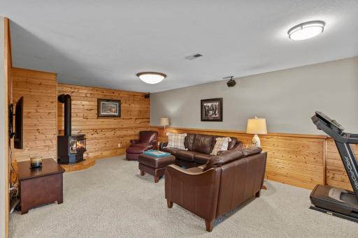 7018 Eagle Trail, Centerville, MN 55038
