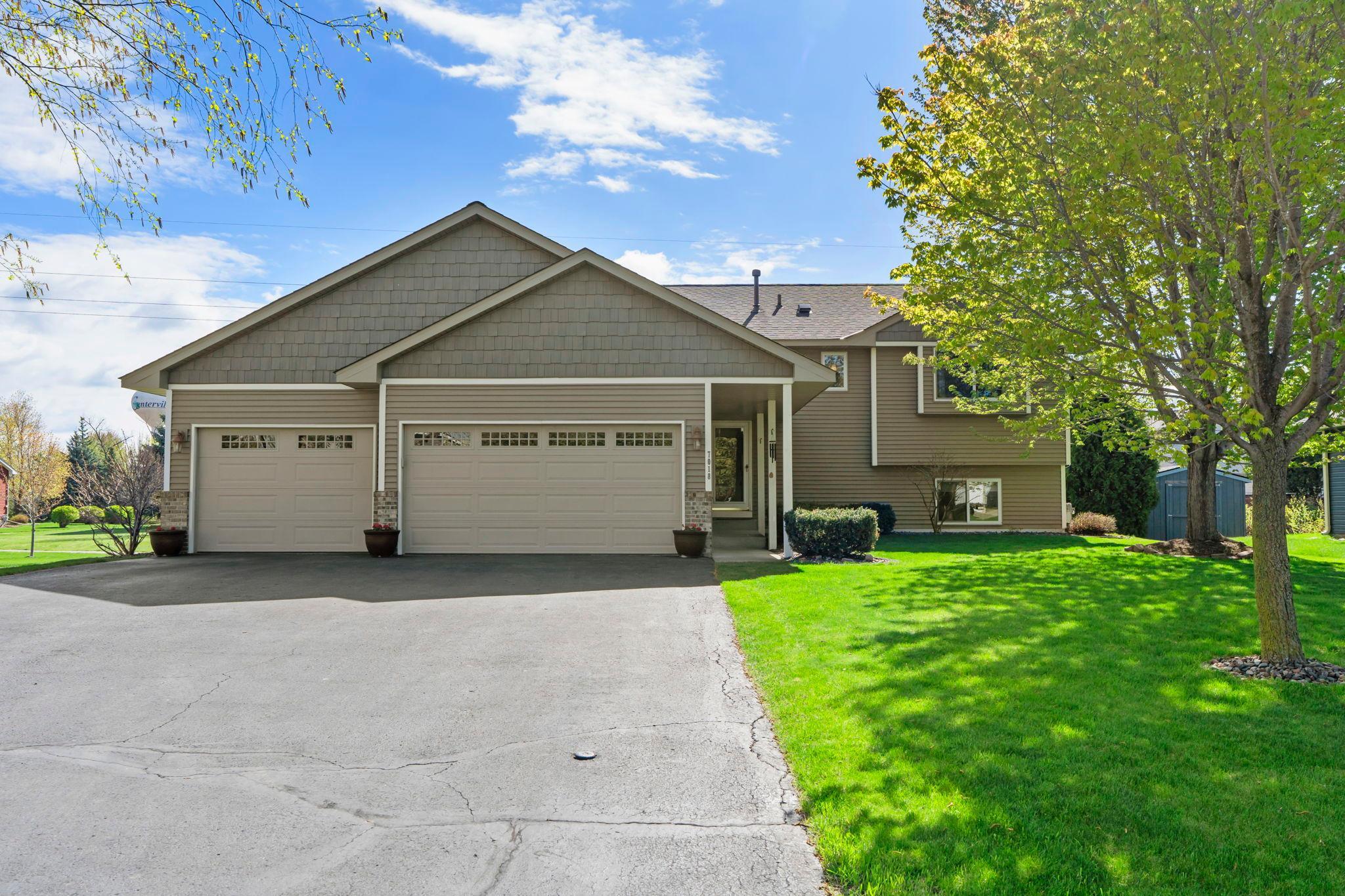 6-web-or-mls-7018 Eagle Trail-16.jpg