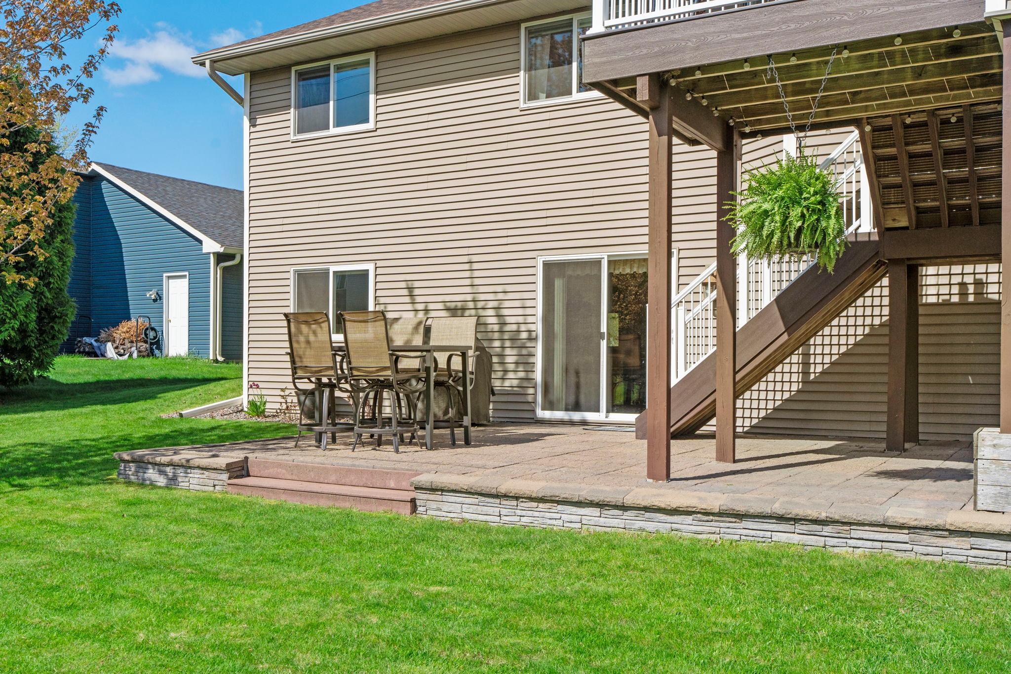 65-web-or-mls-7018 Eagle Trail-56.jpg