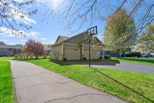 7018 Eagle Trail, Centerville, MN 55038