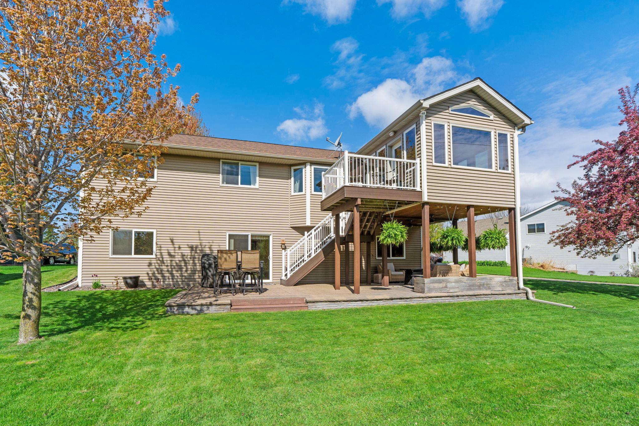 69-web-or-mls-7018 Eagle Trail-46.jpg