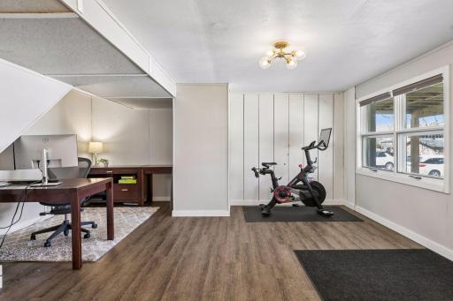Flexible lower-level space ready to fit your needsâfamily room, workout space, or more.