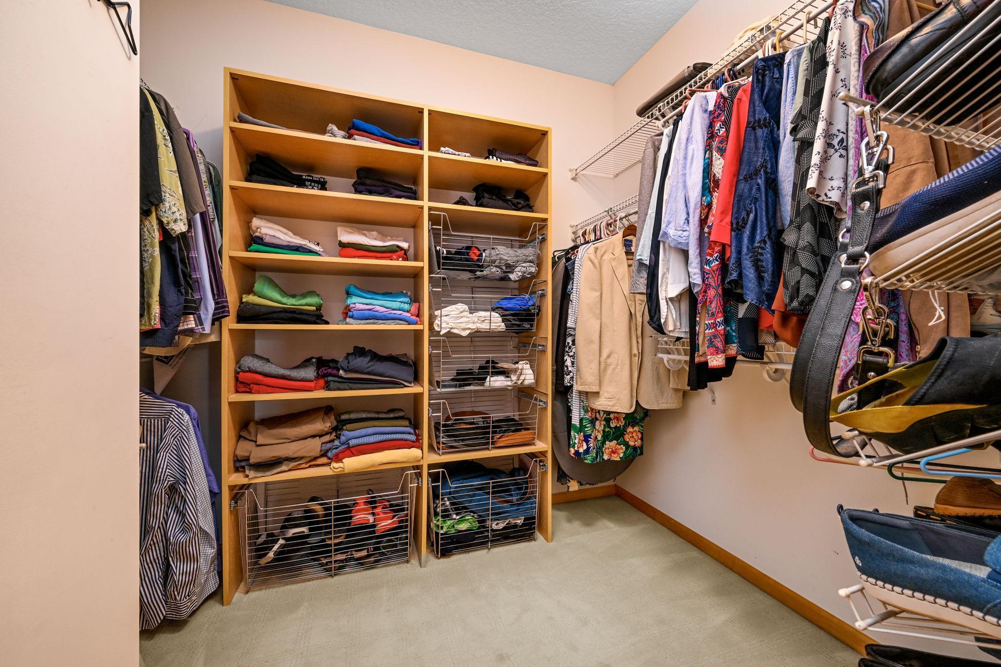 15-web-or-mls-14802 Margaret Pl 015Full.jpg