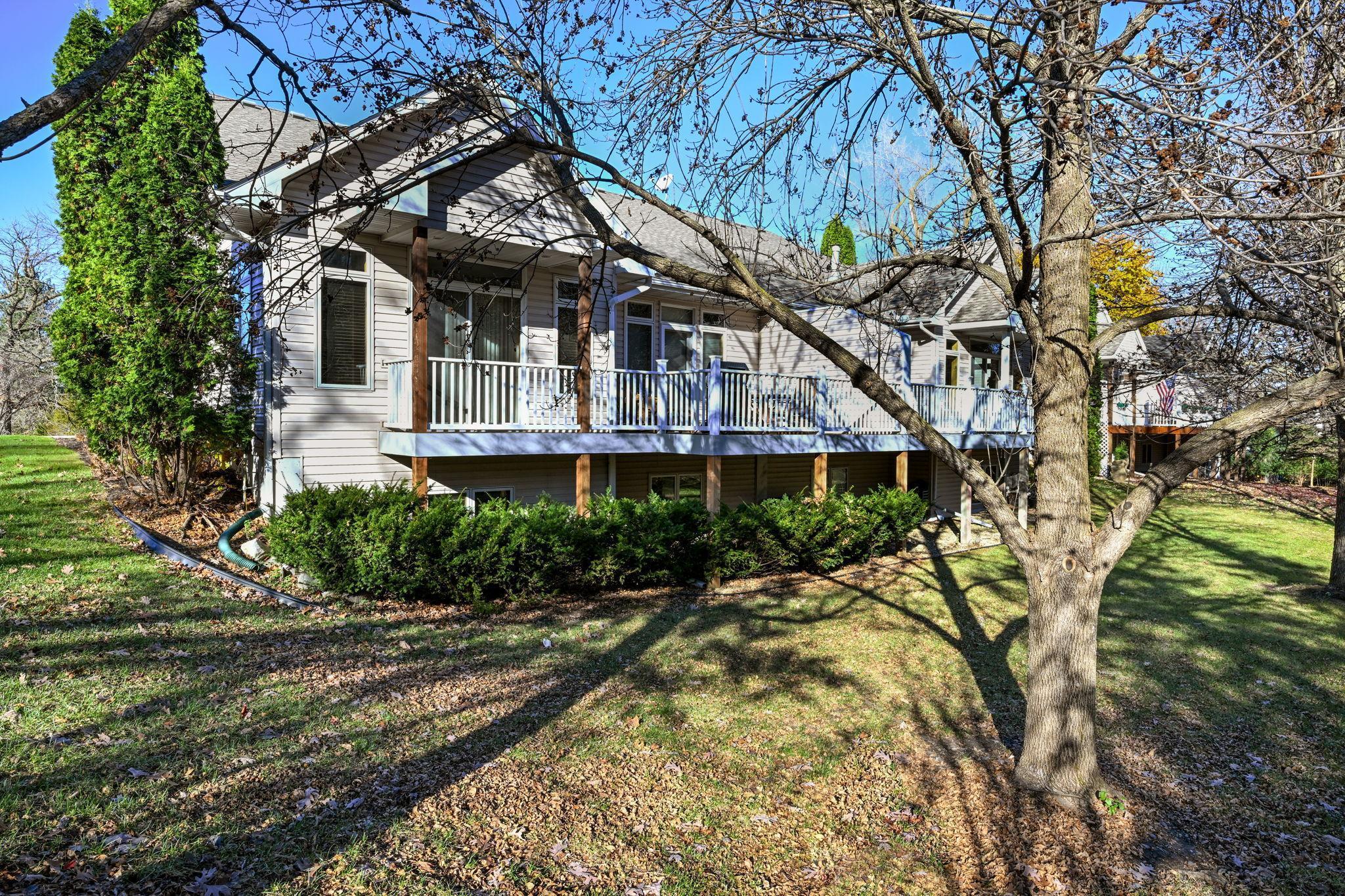 29-web-or-mls-14802 Margaret Pl 029Full.jpg