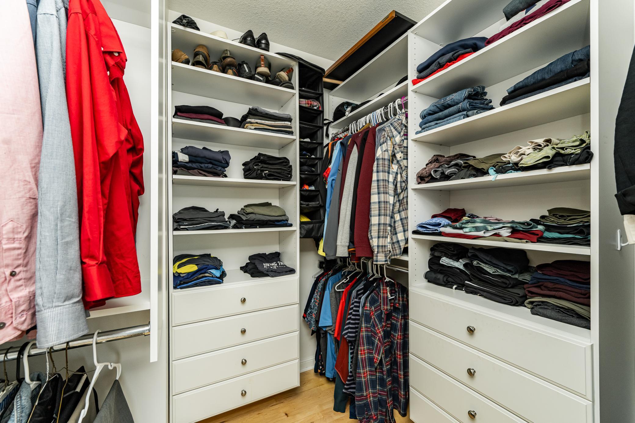 Primary walk in closet