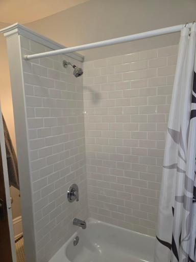 641 Marshall bath.jpg