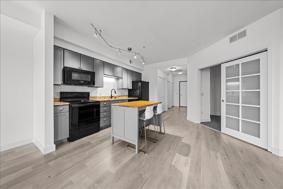 Spacious Open Floorplan