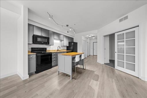 4500 Chicago Avenue S, 210, Minneapolis, MN 55407