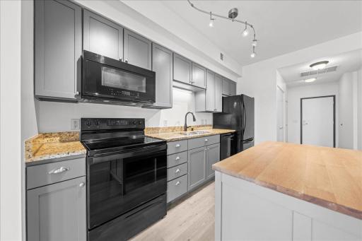 4500 Chicago Avenue S, 210, Minneapolis, MN 55407