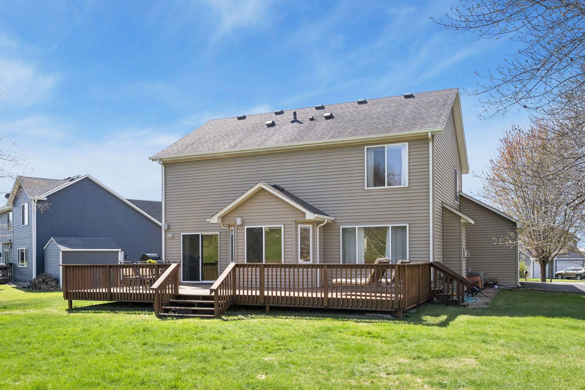 Another view of the expansive deck