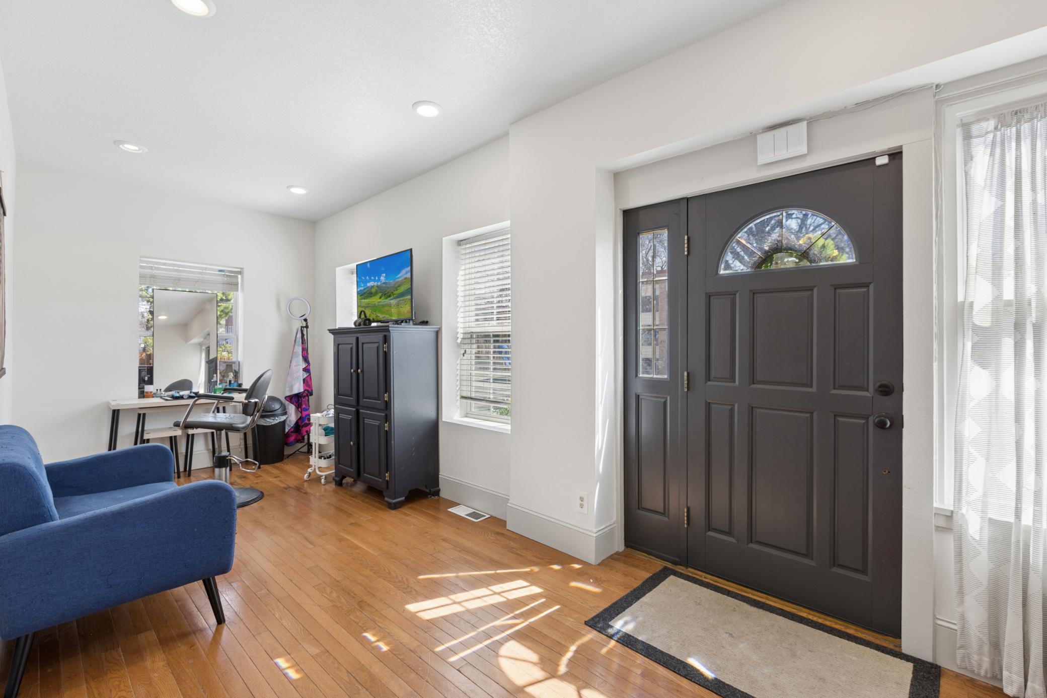 Gorgeous hardwood floors!