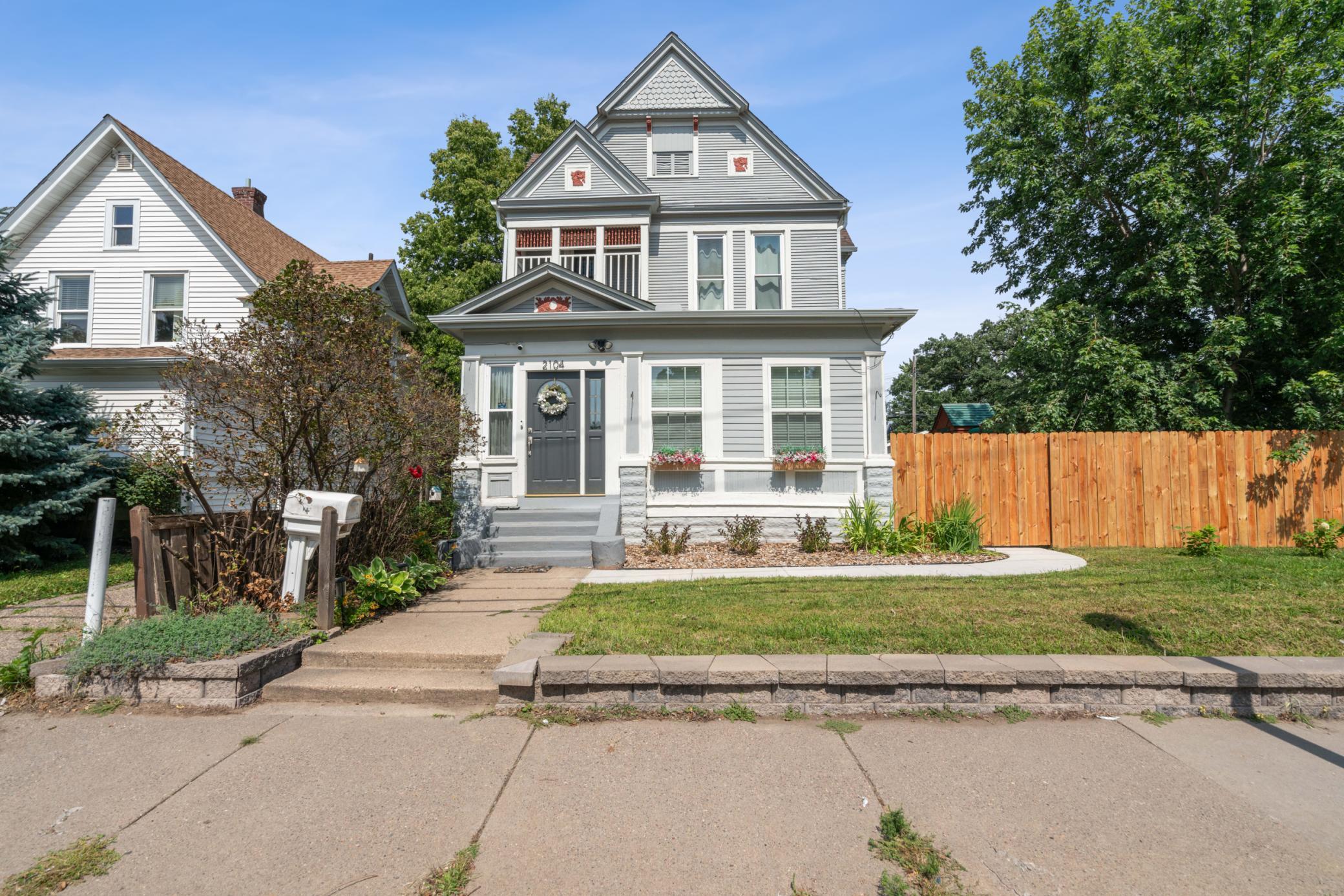 Welcome to 2104 Glenwood Avenue!