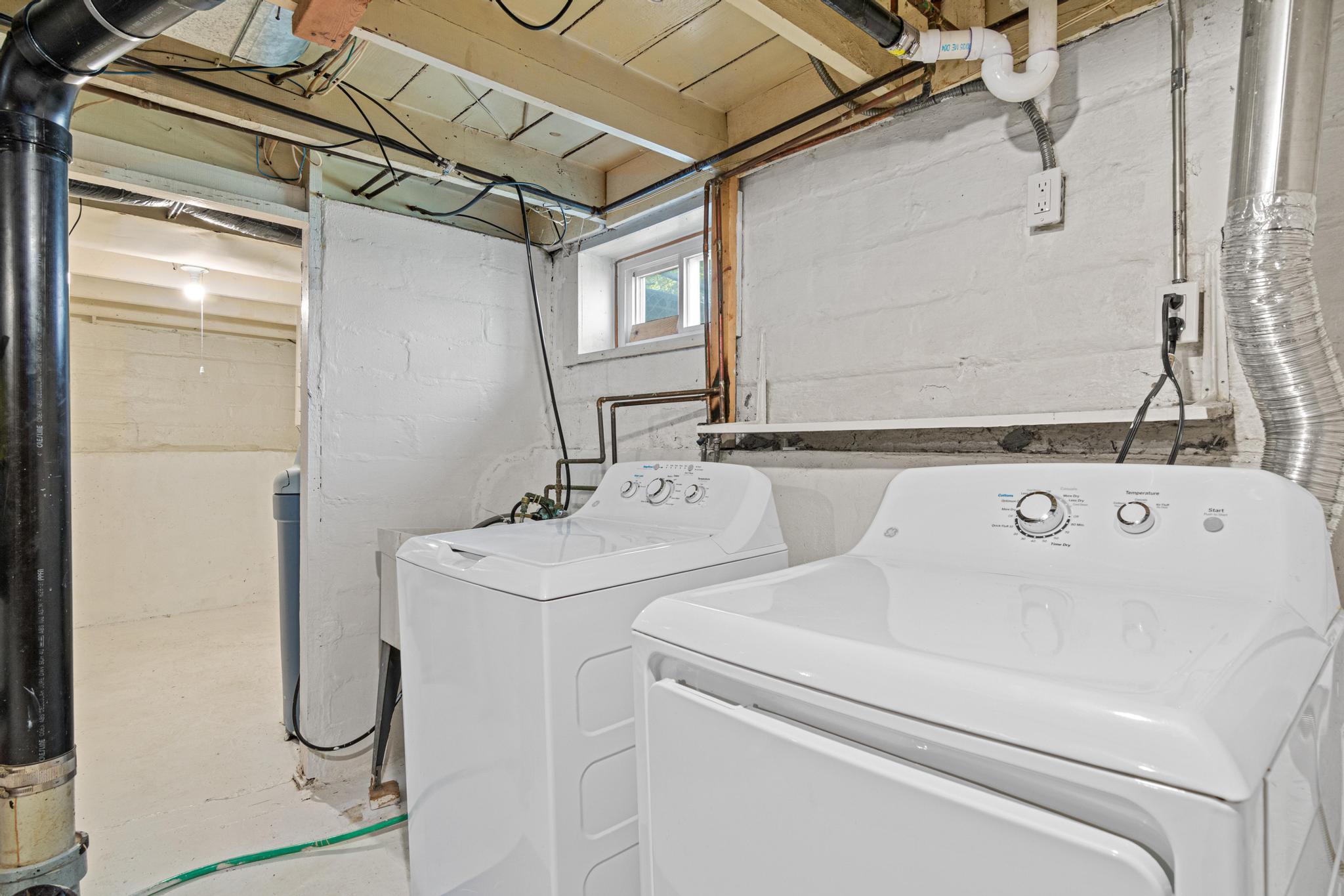 417 10th Ave S-18.jpg