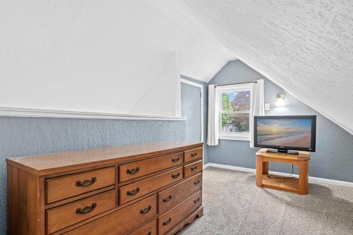 417 10th Avenue S, South Saint Paul, MN 55075