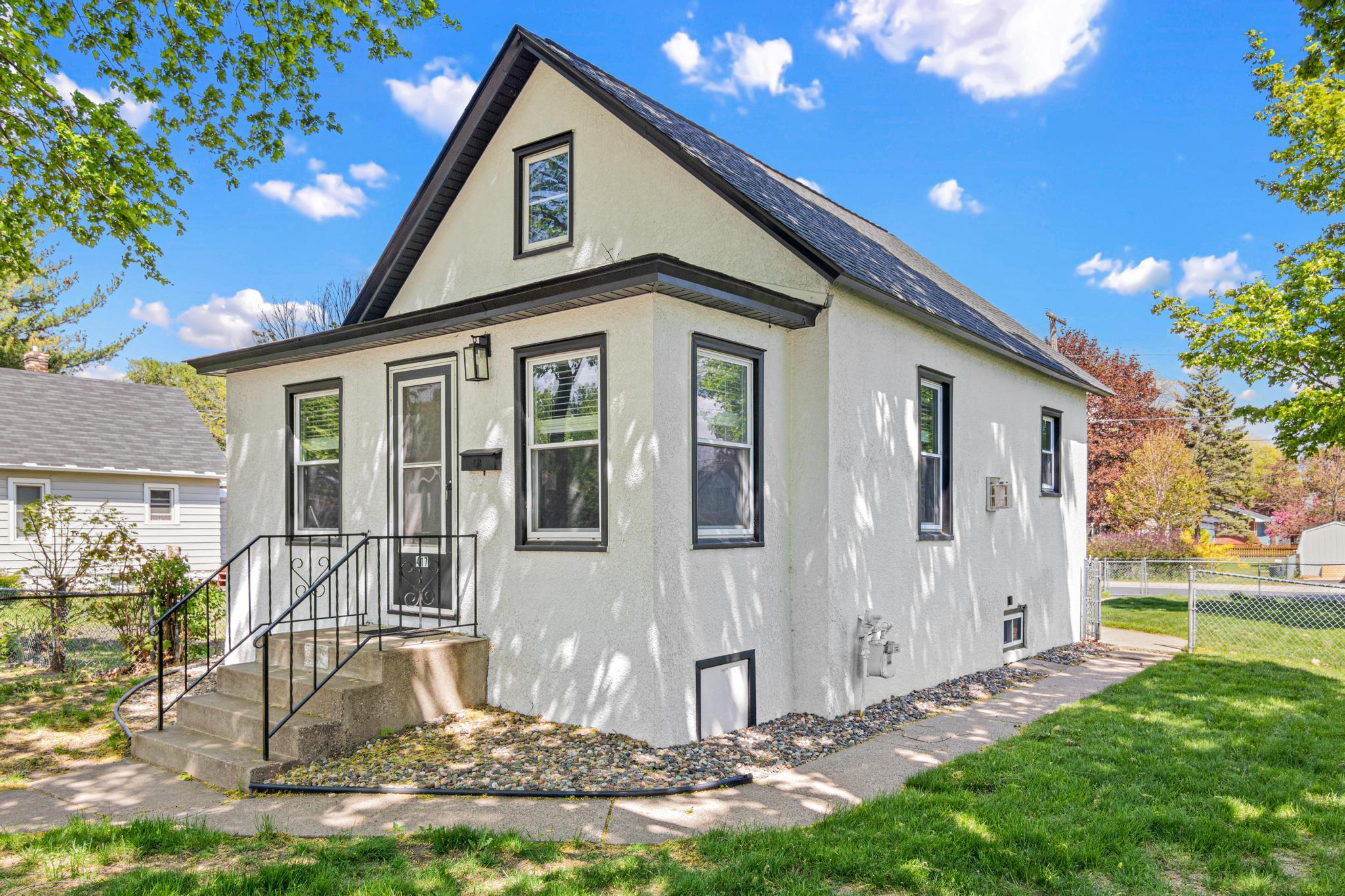 417 10th Ave S-19.jpg