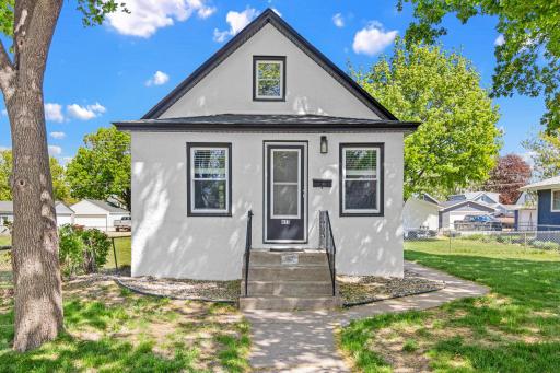 417 10th Avenue S, South Saint Paul, MN 55075